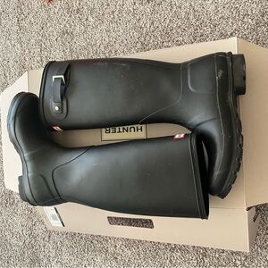HUNTER Original Tall Rain Boot | W7